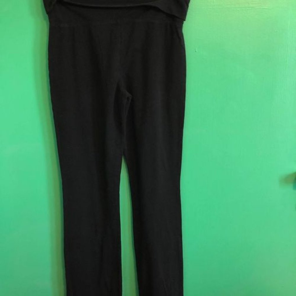 Mossimo Supply Co. Ladies Black Yoga Pants Size medium.